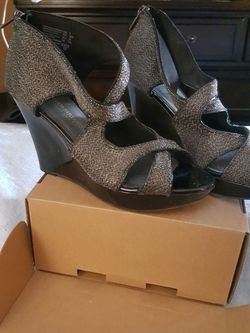 Black sparkly wedges