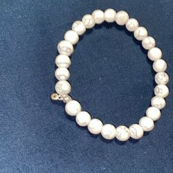 $25 White Beaded Bracelet 