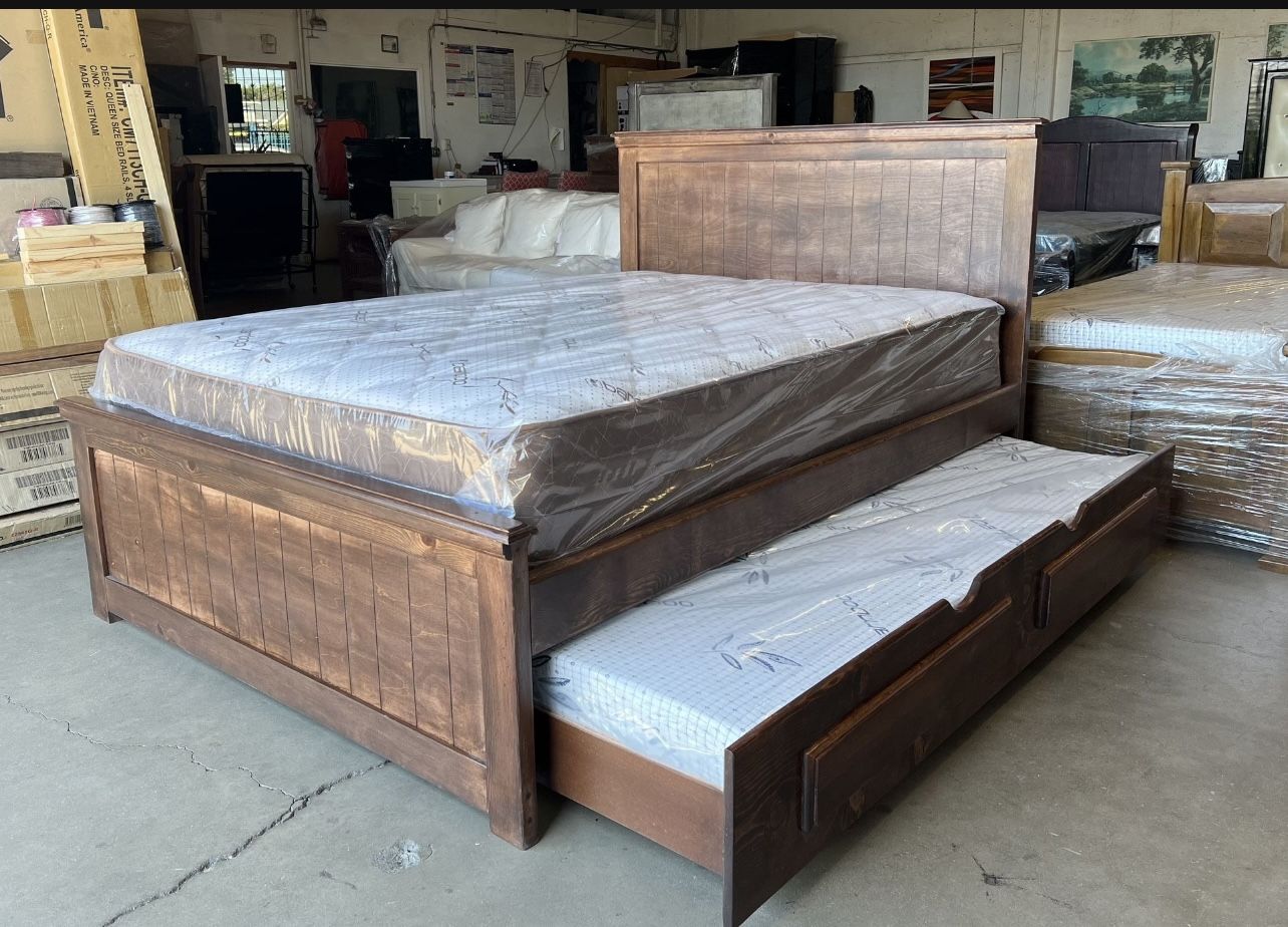 Queen Bed W Twin Trundle And 2 Mattresses