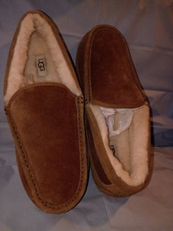 Brand New UGGs Men's Ascot Slippers Size 11