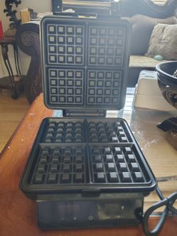 Waffle maker