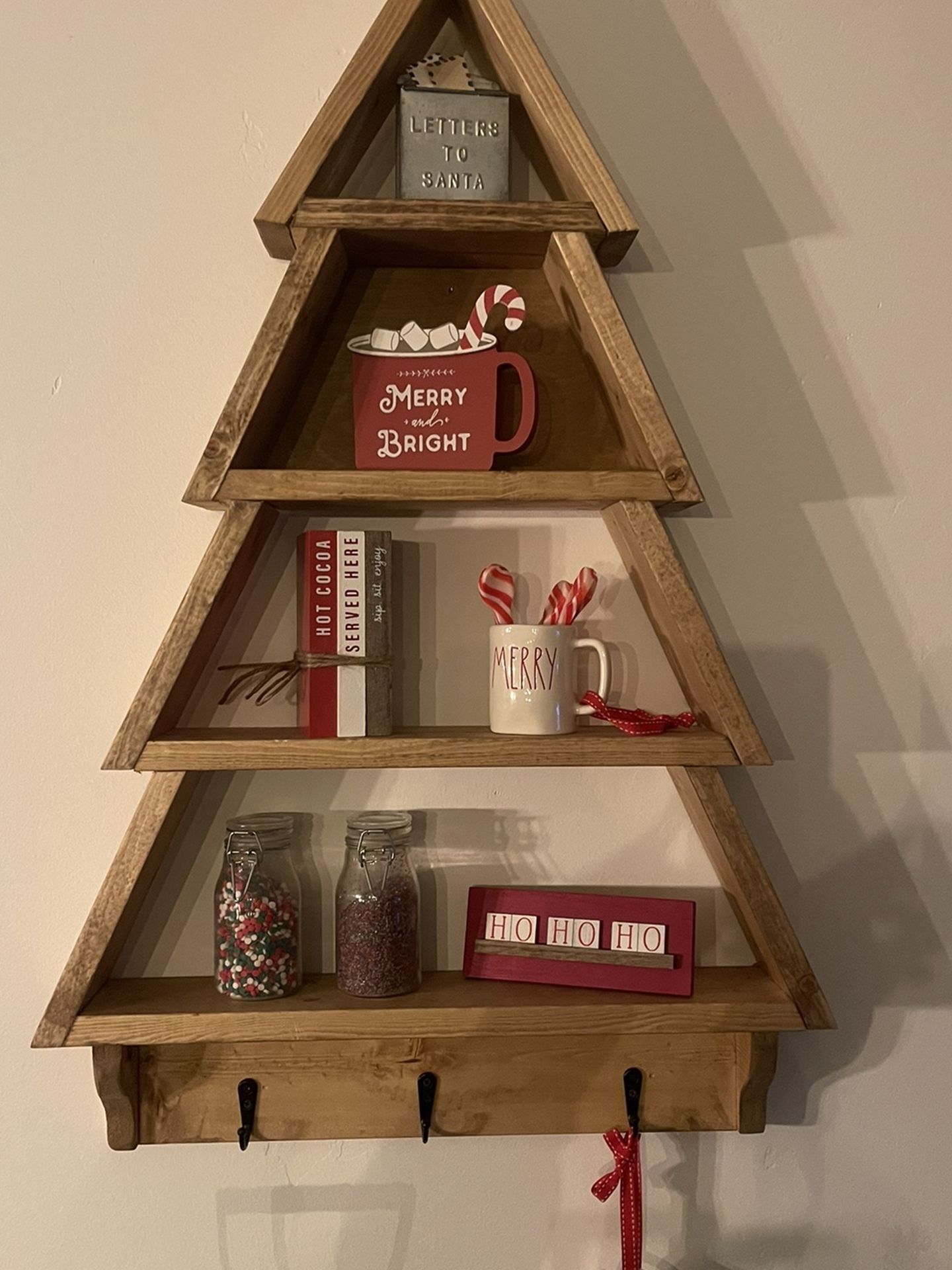 Holiday Decor Wall Christmas tree shelf