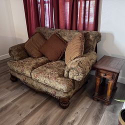 Vintage Living Room Set – Sofa, Loveseat, Chair & Ottoman