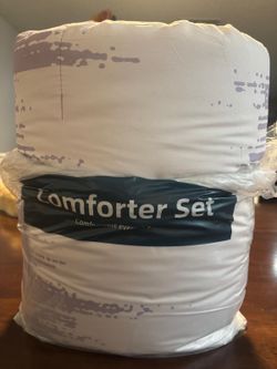 Standard Size 5-Piece Comforter Set – Gray & Lavender Modern Print Bedding Set