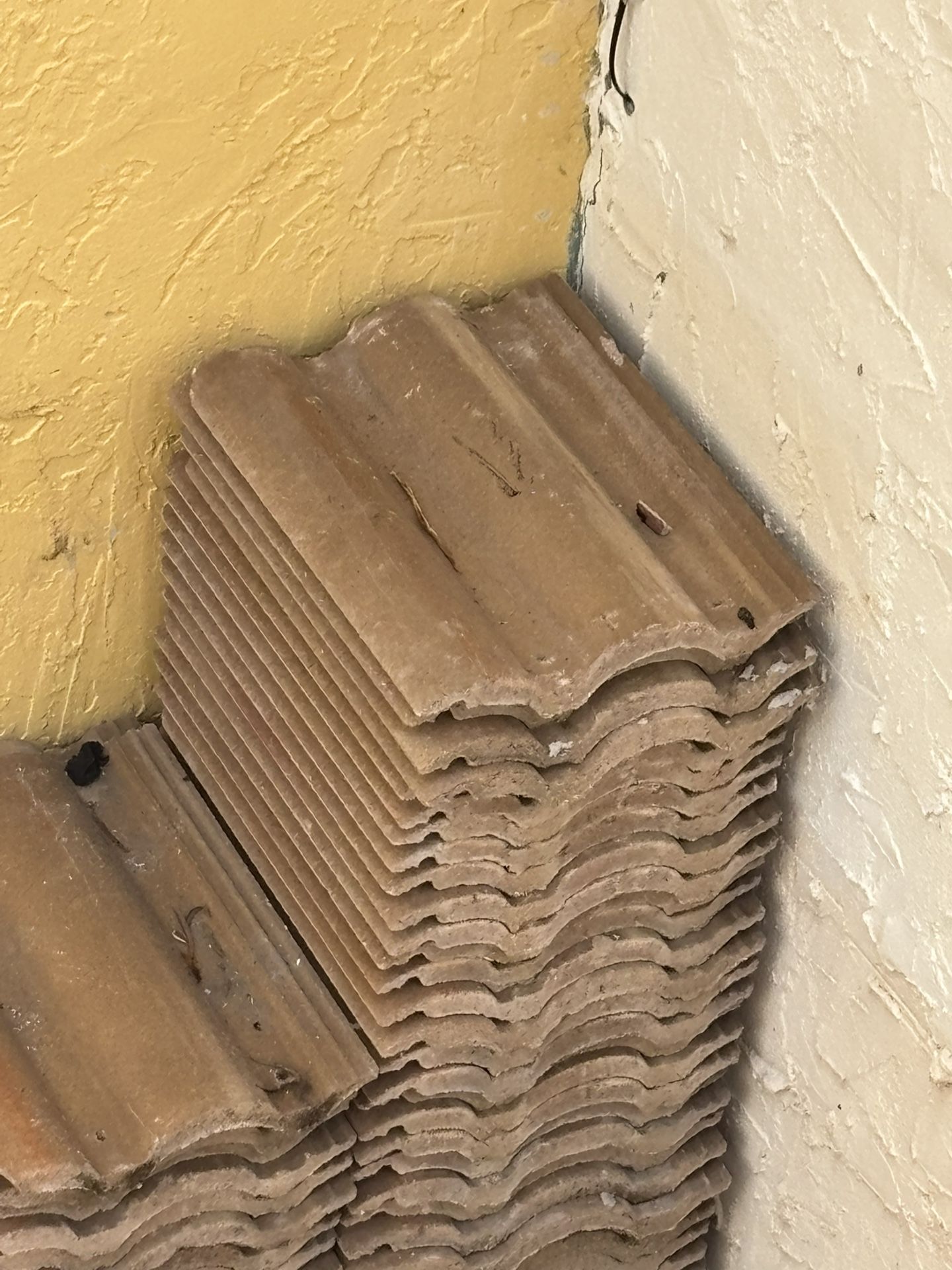 Roof Tiles - Tejas - Vanguard Roll - 50 Pieces - $2 Each