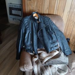 Men's Leather Jacket  Large 