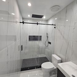 Glass Shower In All The Measures