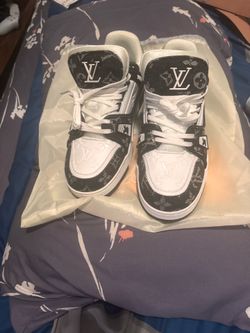 louis vuitton LV trainer sneakers in black and white monogram denim and leather size 5