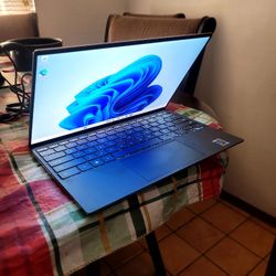Dell XPS TouchScreen: Intel Core i7, TypeC, Windows11 V-25H2. MS-office.