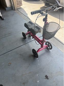 Knee scooter