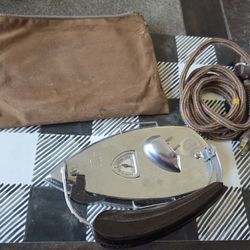 Vtg KM Knapp Monarch Gad-A-Bout Travel Iron with Plug & soft Case working condition!