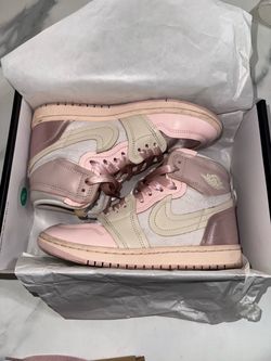 Women’s shoes