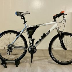 Gorgeous Haro Mountain Bike (LOADED) - Ready to ride