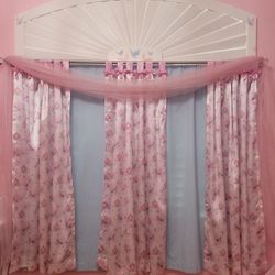 CINDERELLA  PRINCESS ENCHANTMENT WINDOW PANELS 