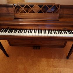 Kohler & Campbell Piano
