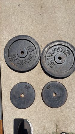 80 pounds plates and the bar