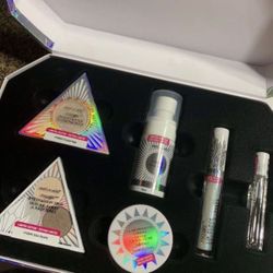 Wet N Wild Mega Glow Makeup Box + Perfume 