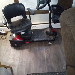 Three-wheel Scooter