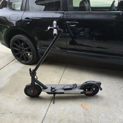 SCOOTER ADULT &CHARGER 