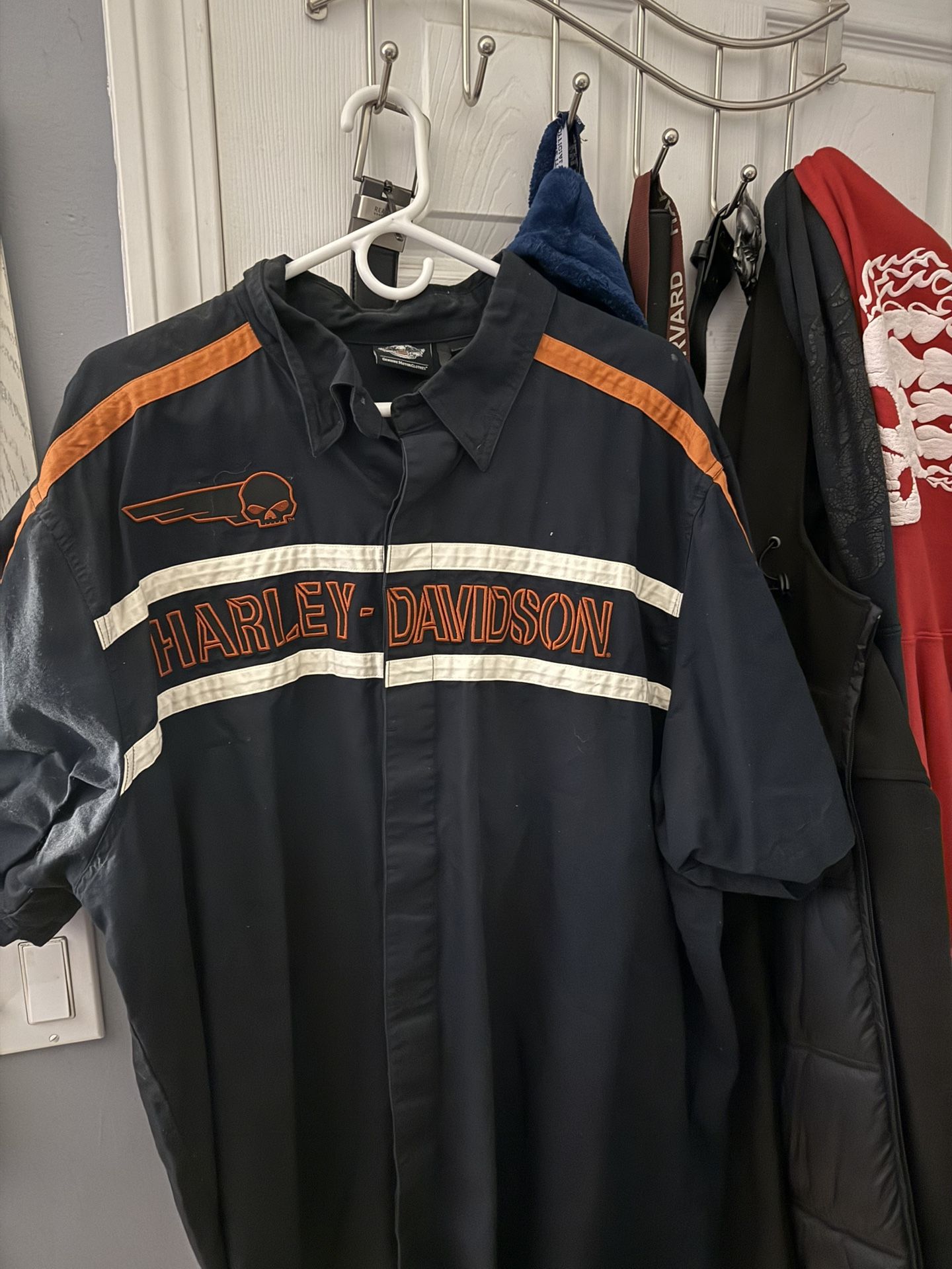harley davidson button down collar short sleeve shirts.