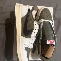 Travis Scott Air Jordan 1 Low Medium Olive Brand New