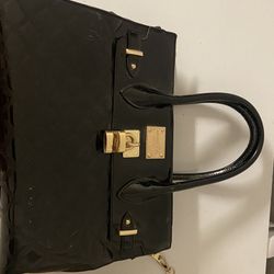 Black purse 