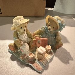 Lot of 350 Cherished Teddie bear Figurines 