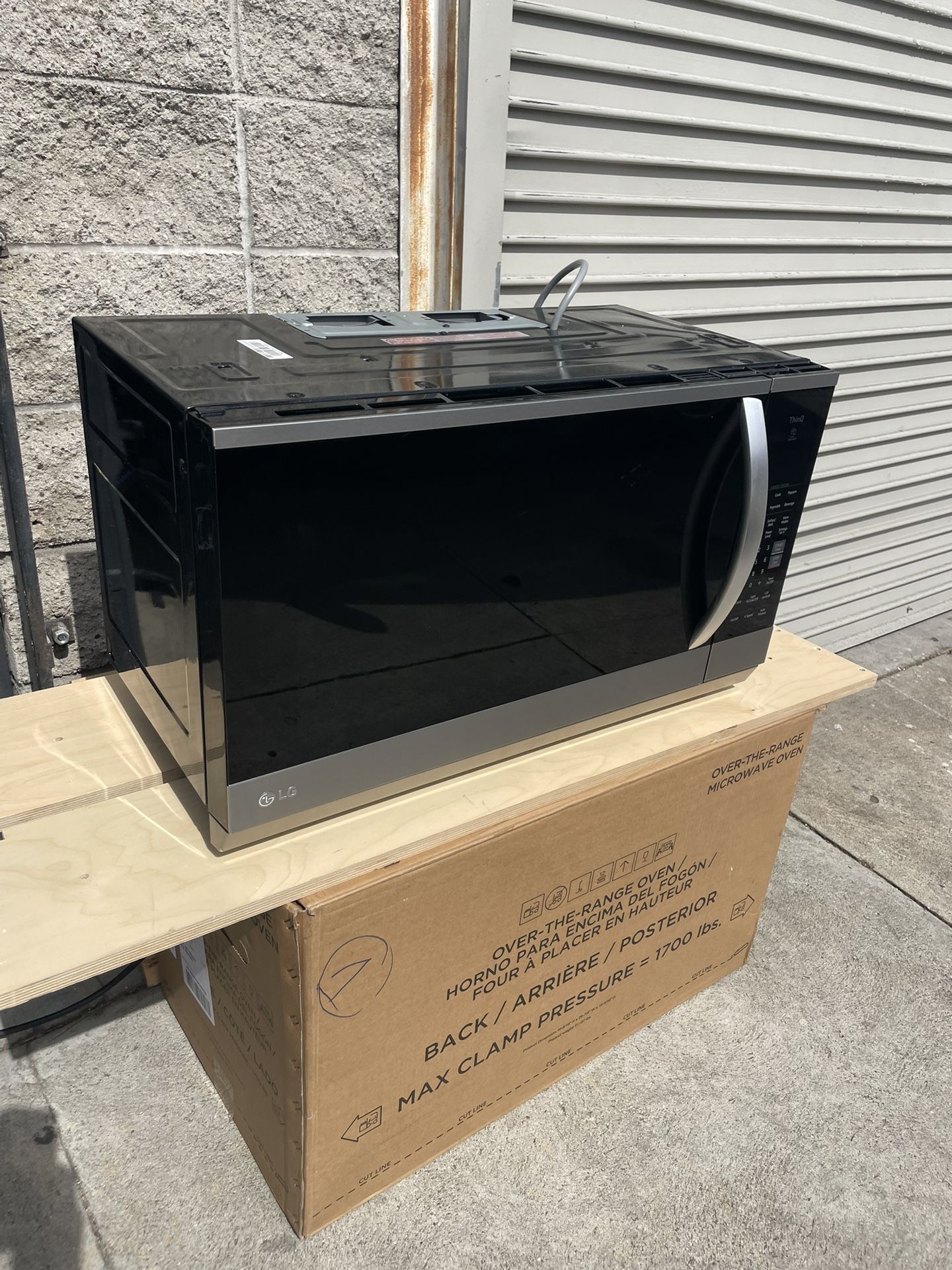 LG Microwave