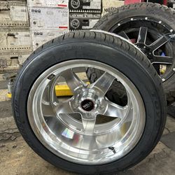 17x11. WELD VENTURA.  5x5