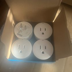 Smart Plugs