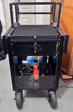 Filmtools Sound / Video / DIT Cart Backstage