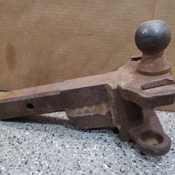 Solid Steel Weight Distribution Hitch With 2-5/16" Ball