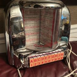 Crosley Diner Jukebox Radio 