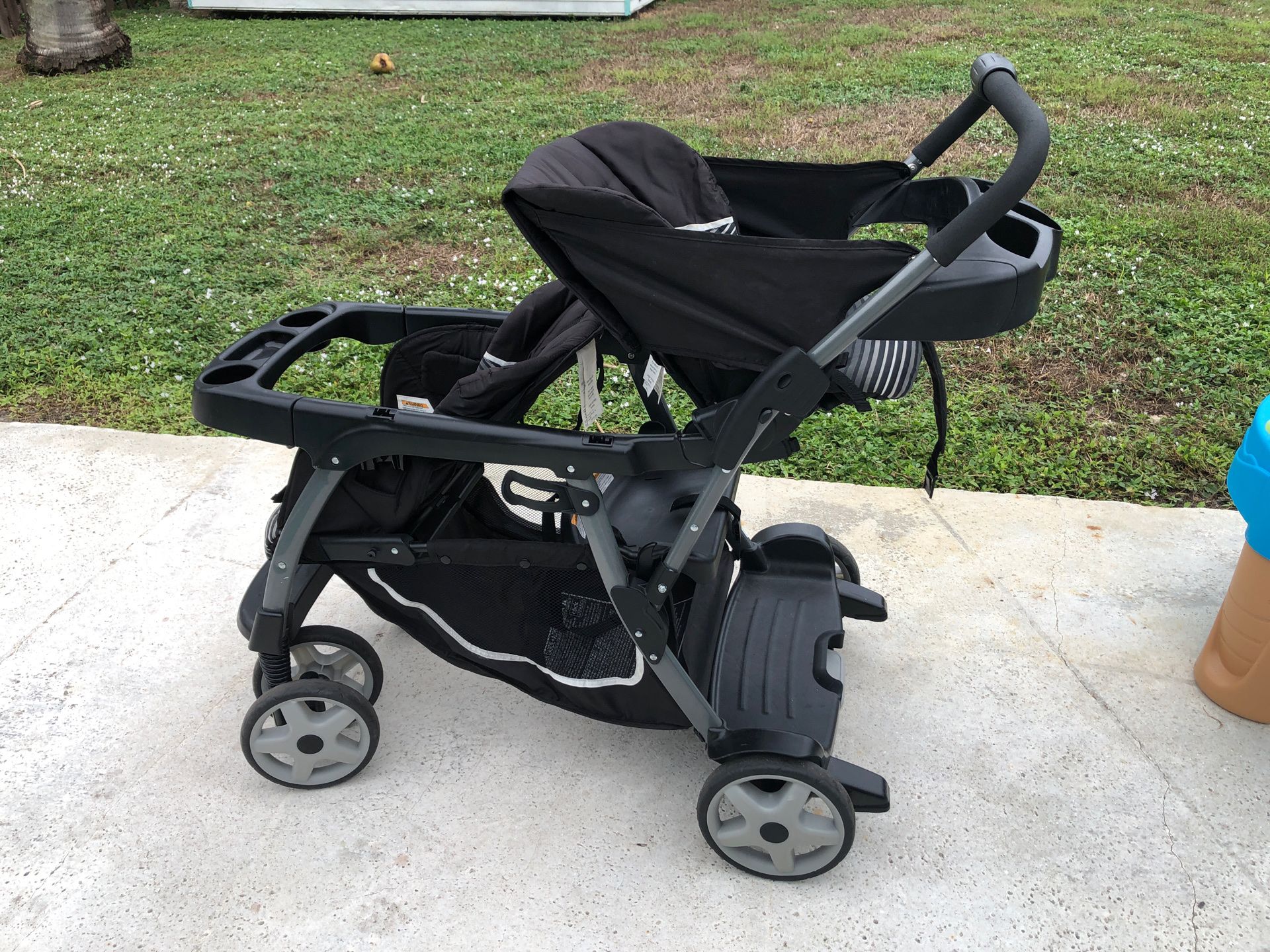 Graco double stroller Make Offer!!