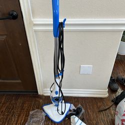 vaccum cleaner new just try it 40 dollars or best offer must go