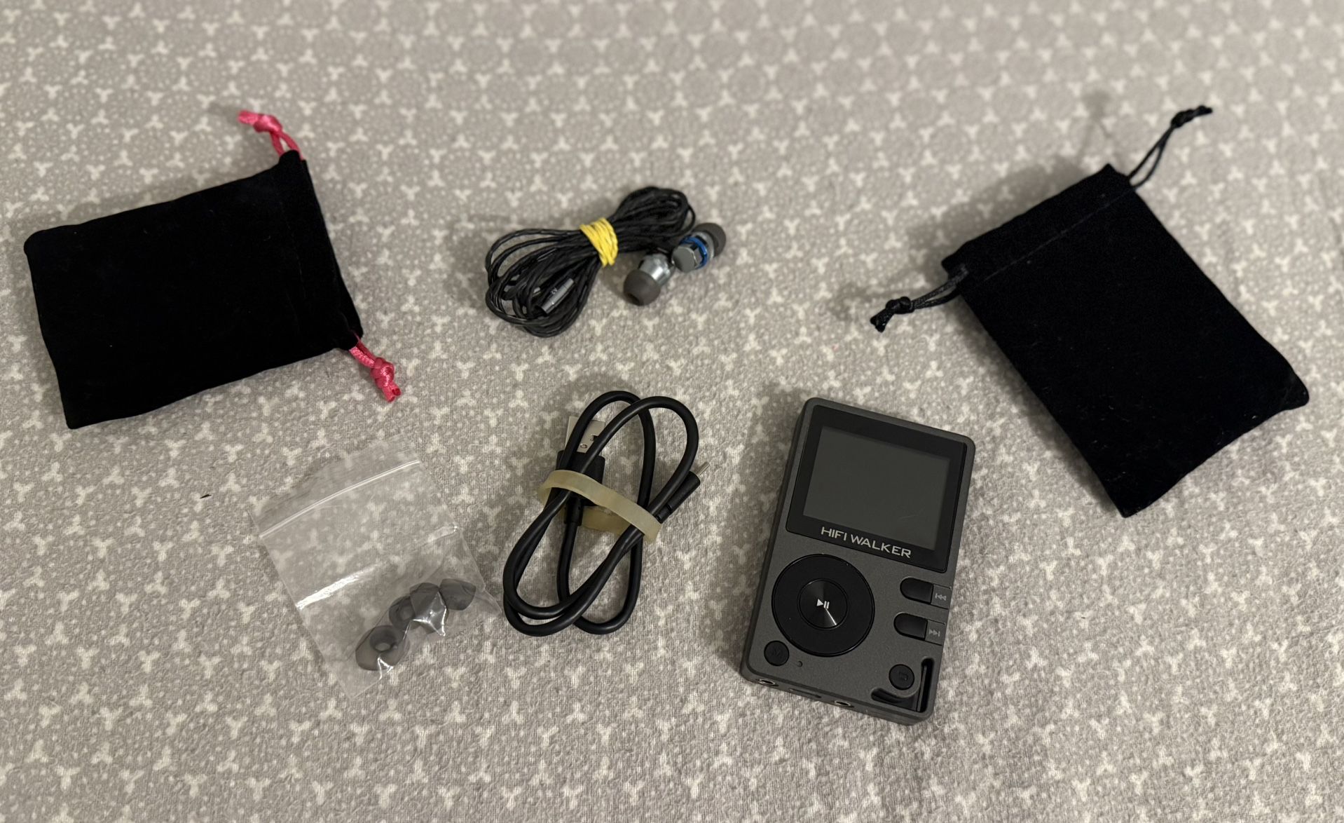 🎶Brand New/ Never used- HIFI WALKER H2 HiFi MP3 Player with Bluetooth 5.2