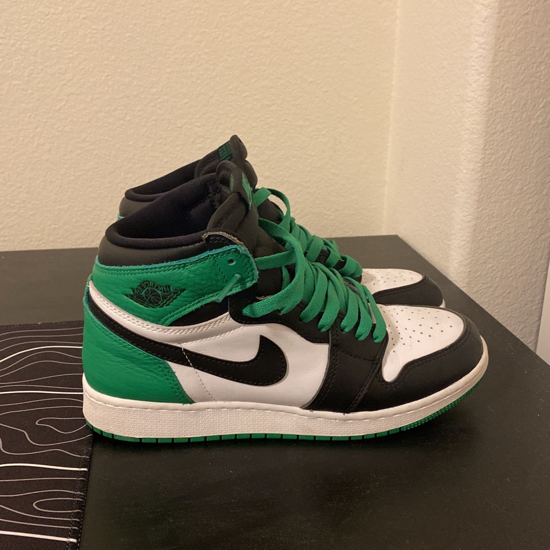 Jordan 1 Lucky Green