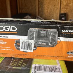Ridgid Battery Starter Kit