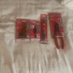 Milwaukee   drill bits