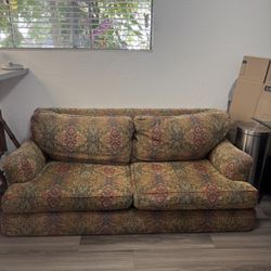 Vintage Bohemian “Boho” Paisley Multicolor Red/Orange/Blue/Beige/Green  Loveseat Couch 