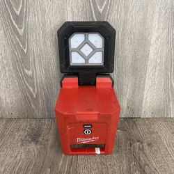 Milwaukee M18 Rover Mounting Flood Light 2365-20
