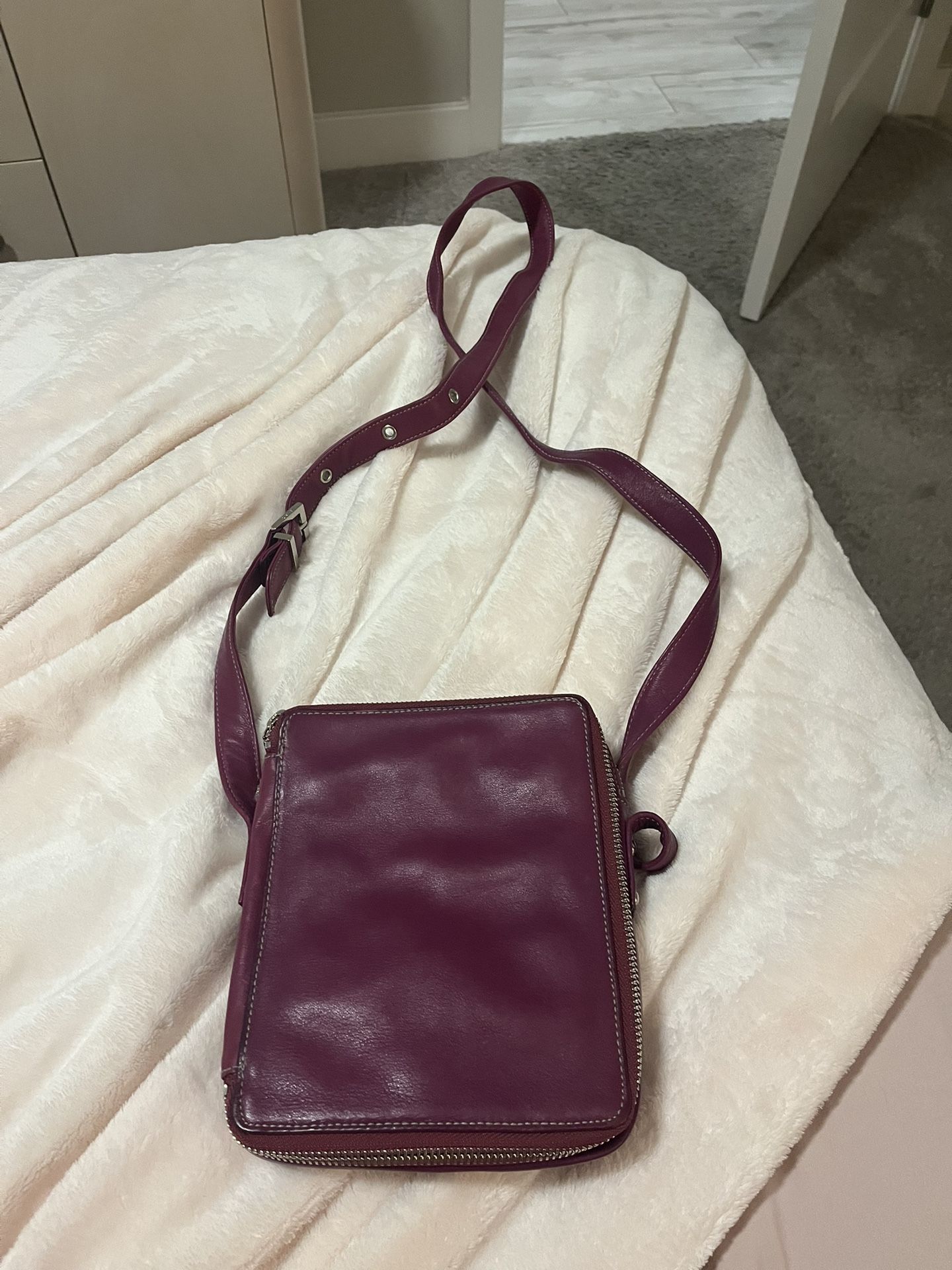 Perlina Plum Crossbody