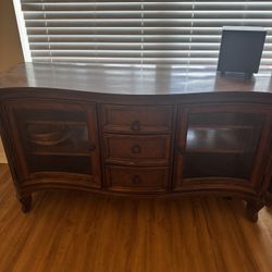 Hooker Furniture Windward Entertainment Console