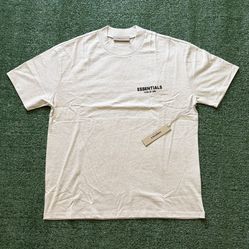 essentials tee
