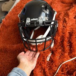 Schutt Vengeance Pro II 