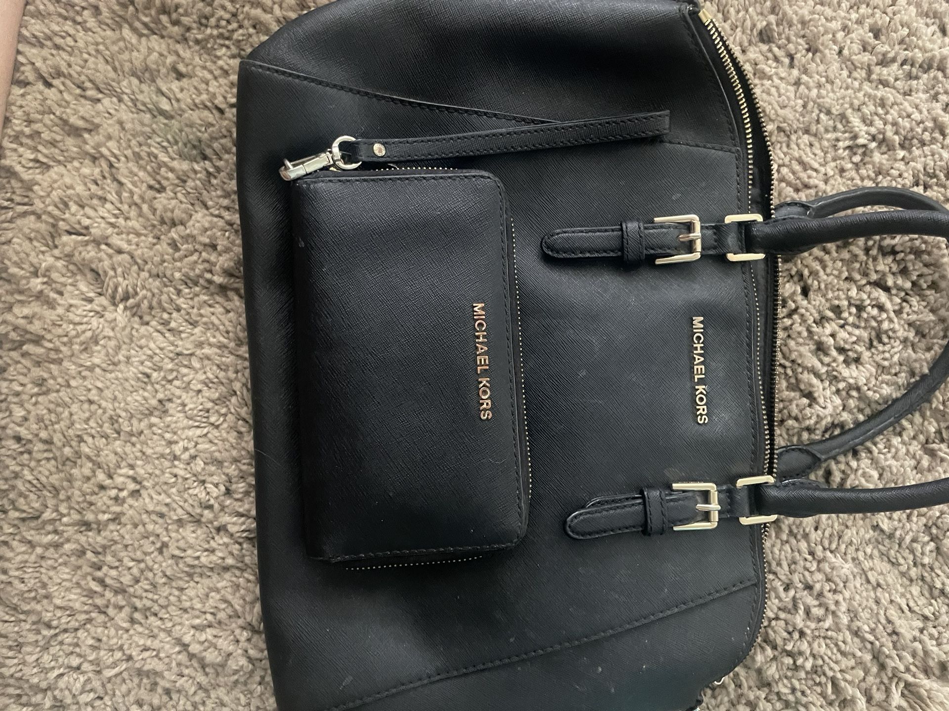 Michael Kors Purse And Wallet 