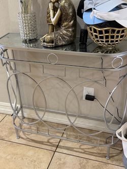 Foyer table/entry table