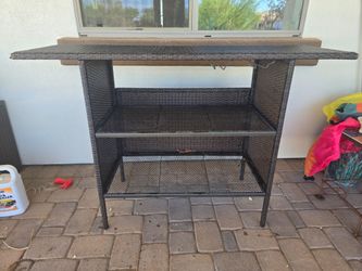 Outdoor wicker patio bar table