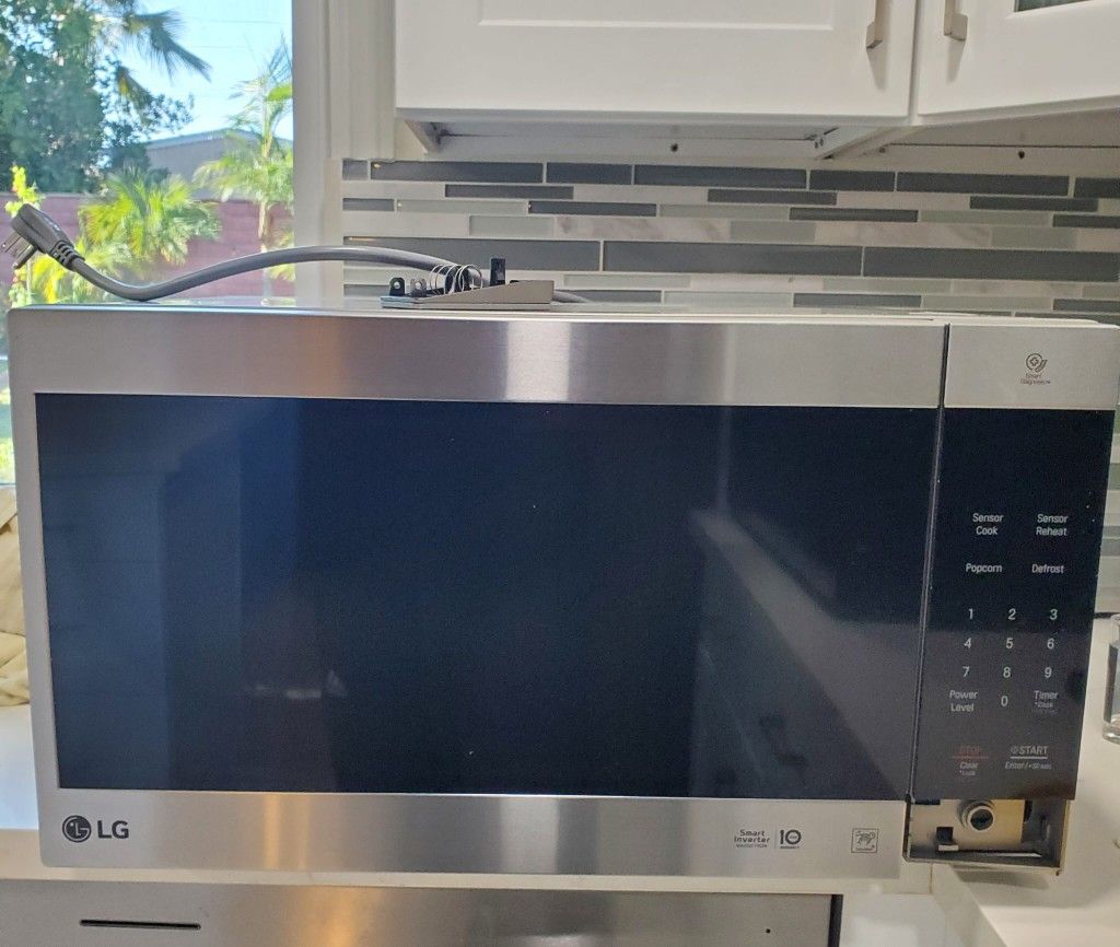 LG Microwave