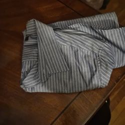 Marc Anythony Mens XL button Up Shirt